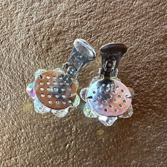 Vintage Aurora Borealis Crystal Bead Cluster Clip-On Earrings Retro Sparkling - Picture 4 of 8